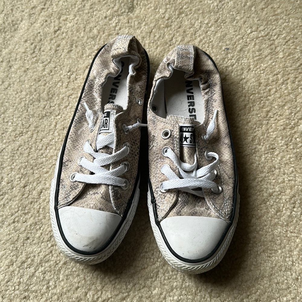 Beige Snakeskin Pattern Converse - image 1